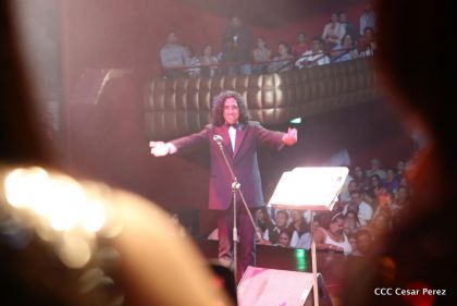 Homenaje a Juan Gabriel en el Teatro Nacional Rubén Darío