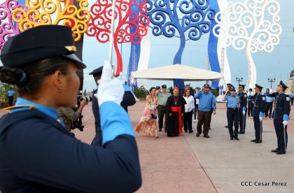Daniel y Rosario presiden Acto del 37 Aniversario de la Policía Nacional
