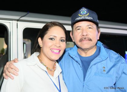 Daniel y Rosario presiden Acto del 37 Aniversario de la Policía Nacional