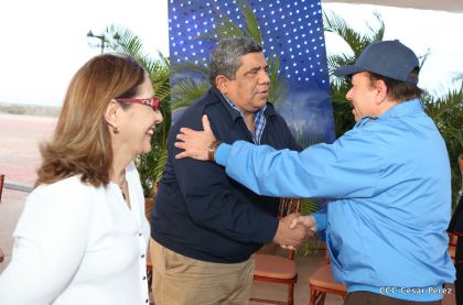 Daniel y Rosario presiden Acto del 37 Aniversario de la Policía Nacional
