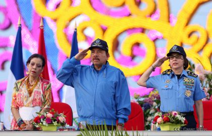 Daniel y Rosario presiden Acto del 37 Aniversario de la Policía Nacional