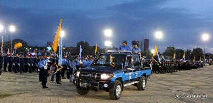 Daniel y Rosario presiden Acto del 37 Aniversario de la Policía Nacional