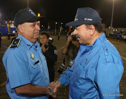 Daniel y Rosario presiden Acto del 37 Aniversario de la Policía Nacional