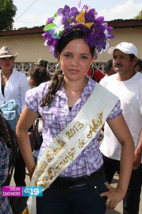 Miles de promesantes acompañan a Santo Domingo de Abajo