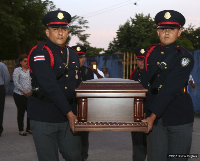 Compañero René Núñez recibido con honores en Peñas Blancas