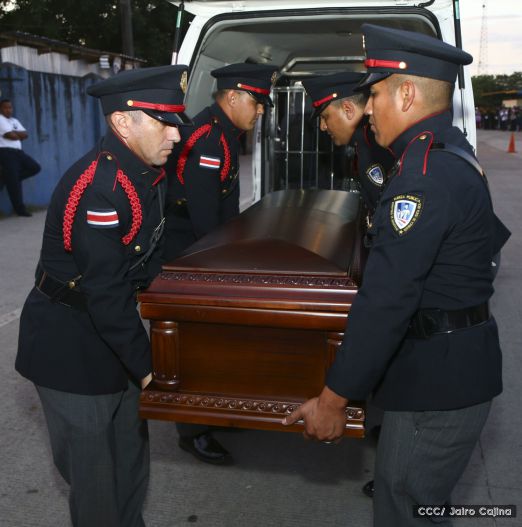 Compañero René Núñez recibido con honores en Peñas Blancas
