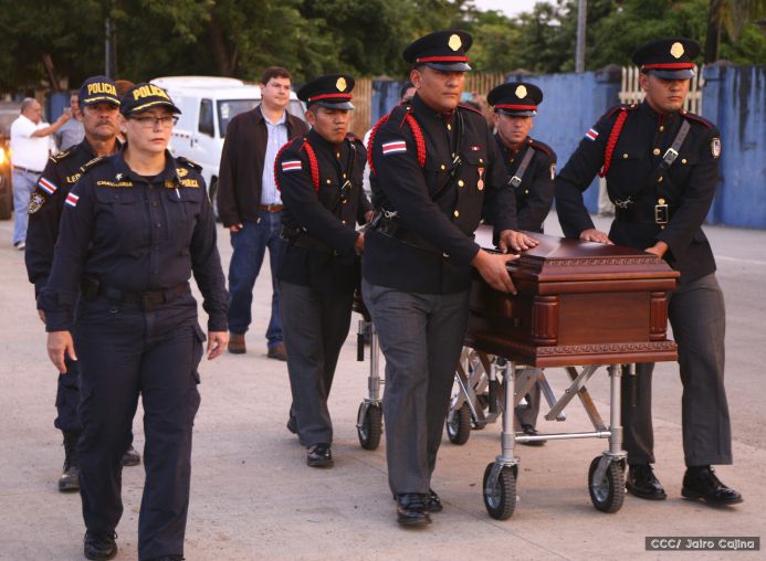 Compañero René Núñez recibido con honores en Peñas Blancas