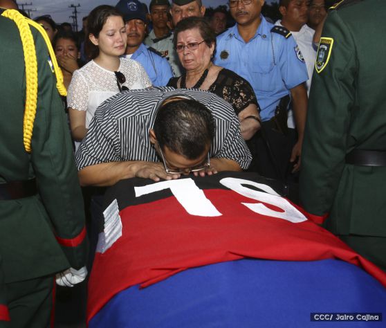 Compañero René Núñez recibido con honores en Peñas Blancas
