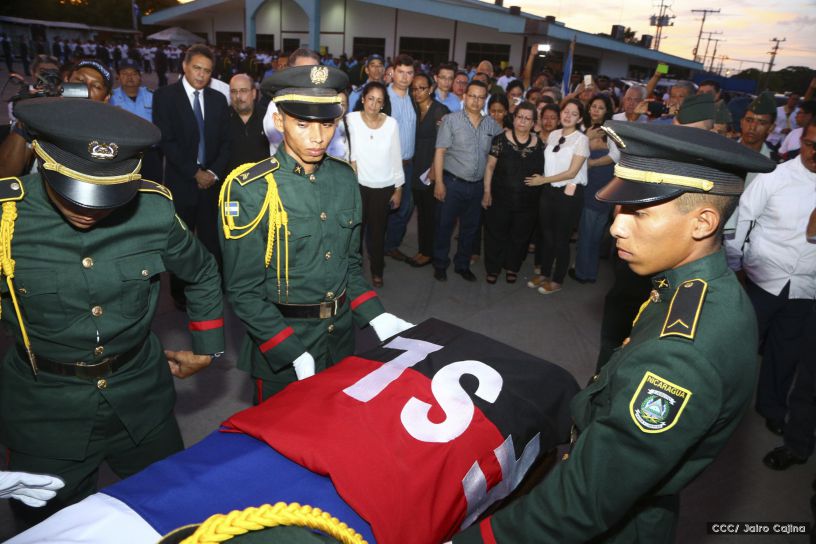 Compañero René Núñez recibido con honores en Peñas Blancas