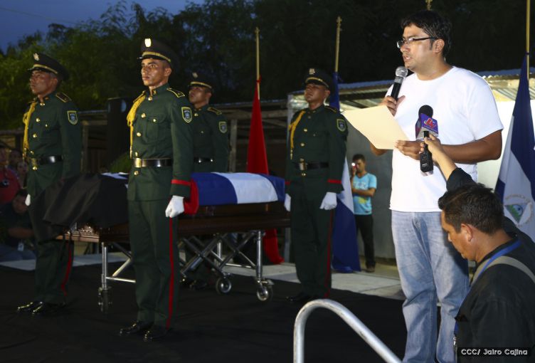 Compañero René Núñez recibido con honores en Peñas Blancas