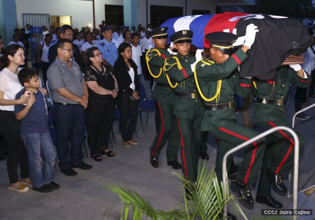Compañero René Núñez recibido con honores en Peñas Blancas