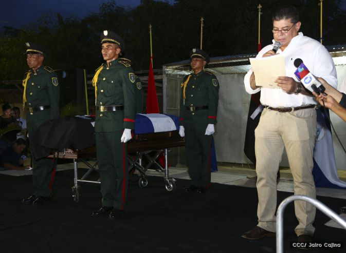 Compañero René Núñez recibido con honores en Peñas Blancas