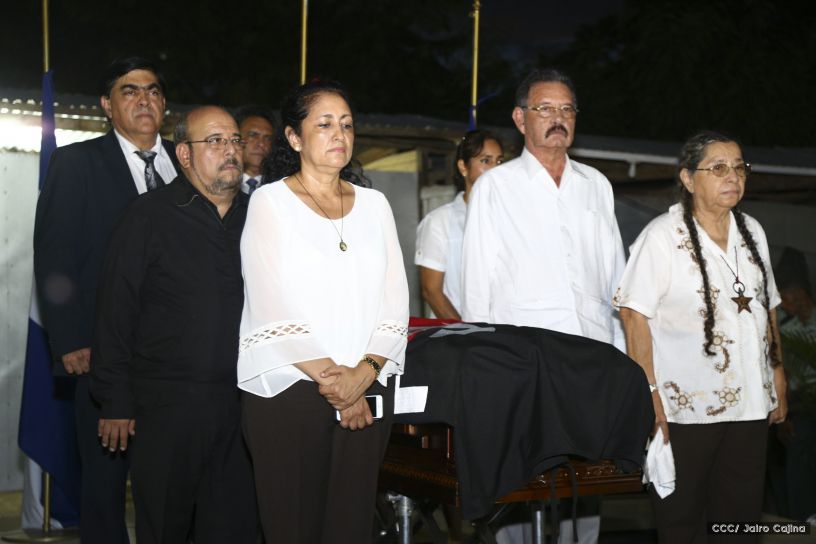 Compañero René Núñez recibido con honores en Peñas Blancas
