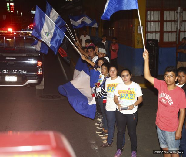 Compañero René Núñez recibido con honores en Peñas Blancas