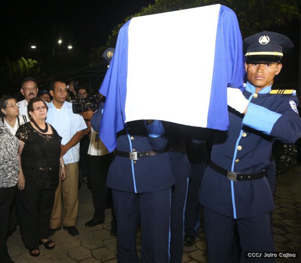 Compañero René Núñez recibido con honores en Peñas Blancas