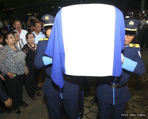 Compañero René Núñez recibido con honores en Peñas Blancas