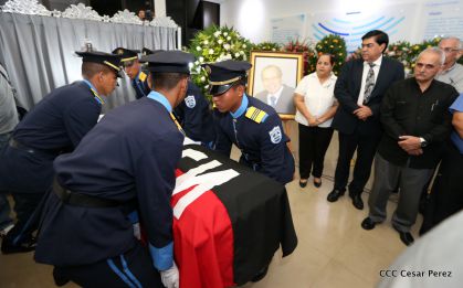 Vela de cuerpo presente del compañero René Núñez Téllez