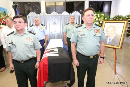 Vela de cuerpo presente del compañero René Núñez Téllez