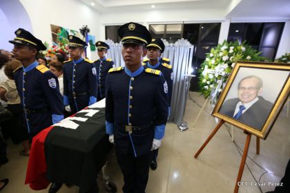 Vela de cuerpo presente del compañero René Núñez Téllez