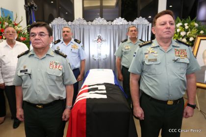 Vela de cuerpo presente del compañero René Núñez Téllez