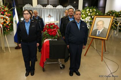 Vela de cuerpo presente del compañero René Núñez Téllez