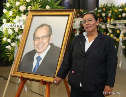 Vela de cuerpo presente del compañero René Núñez Téllez