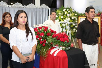 Vela de cuerpo presente del compañero René Núñez Téllez