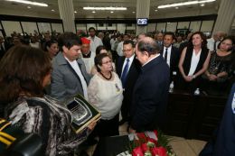 Daniel y Rosario participan en sesión solemne en la Asamblea Nacional en honor al compañero René Núñez