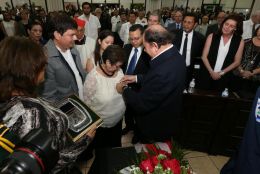 Daniel y Rosario participan en sesión solemne en la Asamblea Nacional en honor al compañero René Núñez