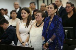 Daniel y Rosario participan en sesión solemne en la Asamblea Nacional en honor al compañero René Núñez