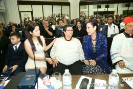 Daniel y Rosario participan en sesión solemne en la Asamblea Nacional en honor al compañero René Núñez