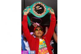 Nicaragua recibe a su Tetracampeón: Román "Chocolatito" González