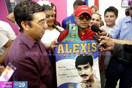 Nicaragua recibe a su Tetracampeón: Román "Chocolatito" González