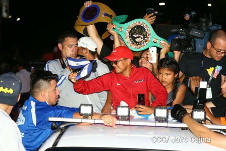 Nicaragua recibe a su Tetracampeón: Román "Chocolatito" González