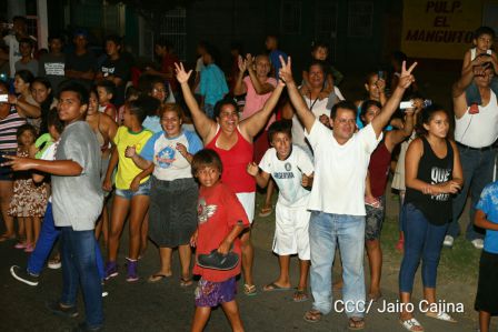 Nicaragua recibe a su Tetracampeón: Román "Chocolatito" González
