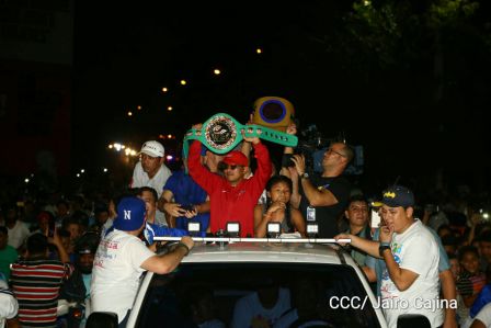 Nicaragua recibe a su Tetracampeón: Román "Chocolatito" González