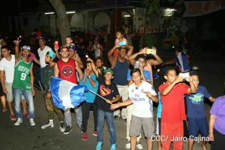 Nicaragua recibe a su Tetracampeón: Román "Chocolatito" González