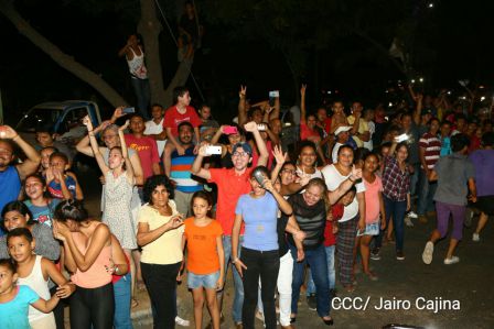 Nicaragua recibe a su Tetracampeón: Román "Chocolatito" González