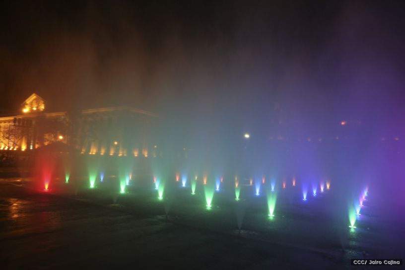 Daniel y Rosario reciben Antorcha de la Libertad y la Unidad Centroamericana