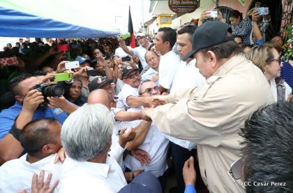 Comandante Daniel participa en honras fúnebres del compañero René Nuñez en León