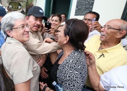 Comandante Daniel participa en honras fúnebres del compañero René Nuñez en León