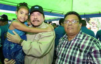 Comandante Daniel participa en honras fúnebres del compañero René Nuñez en León