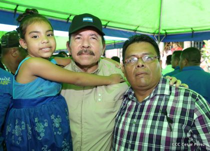 Comandante Daniel participa en honras fúnebres del compañero René Nuñez en León