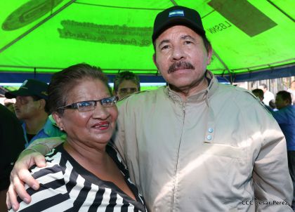 Comandante Daniel participa en honras fúnebres del compañero René Nuñez en León