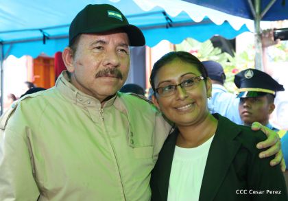 Comandante Daniel participa en honras fúnebres del compañero René Nuñez en León