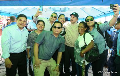 Comandante Daniel participa en honras fúnebres del compañero René Nuñez en León