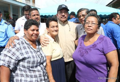 Comandante Daniel participa en honras fúnebres del compañero René Nuñez en León