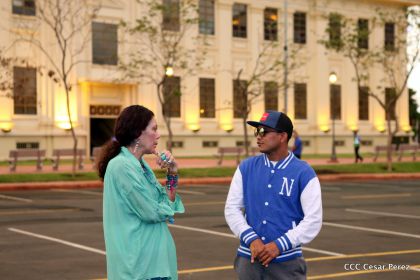 Daniel y Rosario reciben Antorcha de la Libertad y la Unidad Centroamericana