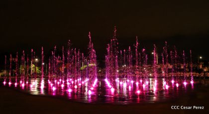 Daniel y Rosario reciben Antorcha de la Libertad y la Unidad Centroamericana