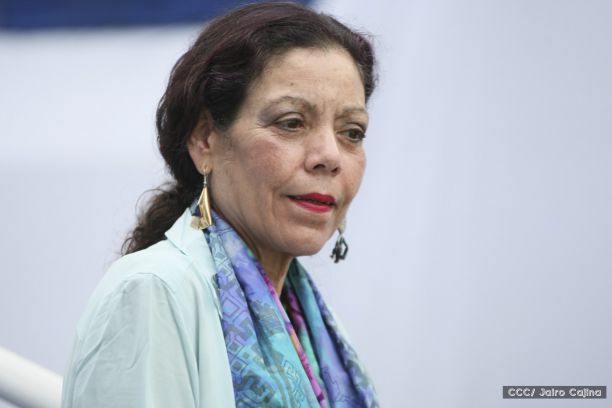 Más Fotos del Desfile Patrio en la Avenida de Bolívar a Chávez